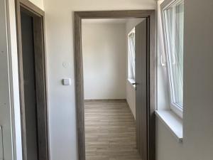 Pronájem bytu 1+kk, Neratovice, Byškovická, 35 m2