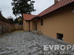 Prodej rodinného domu, Zásmuky - Nesměň, 70 m2