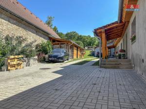 Prodej rodinného domu, Louny - Nečichy, 320 m2