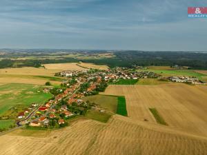 Prodej pozemku pro bydlení, Lipovec, 738 m2