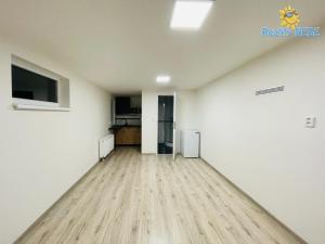 Pronájem bytu 1+kk, Praha - Braník, Ve studeném, 25 m2