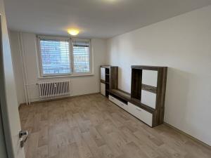 Pronájem bytu 1+1, Zlín, Dlouhá, 38 m2