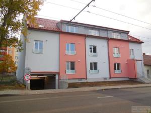 Pronájem bytu 1+kk, Brno - Slatina, Tilhonova, 30 m2