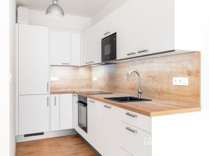 Pronájem bytu 2+kk, Praha - Chodov, Drahňovická, 58 m2