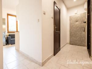Pronájem bytu 3+1, Praha - Hloubětín, Sadská, 65 m2