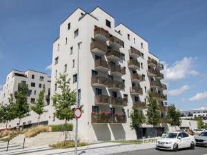 Pronájem bytu 1+kk, Praha - Jinonice, Kačírkova, 31 m2