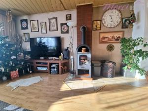 Prodej rodinného domu, Hluk, Hlavní, 231 m2