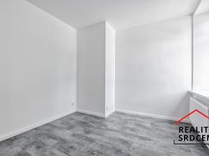 Pronájem bytu 2+kk, Opava, Otická, 42 m2