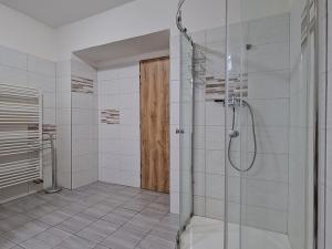 Pronájem bytu 3+kk, Benešov, Masarykovo náměstí, 87 m2