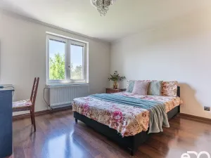 Prodej rodinného domu, Sezemice, Komenského, 190 m2