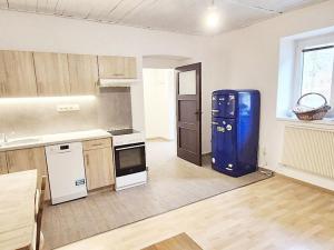 Prodej rodinného domu, Stříbrná Skalice, V podhrádí, 79 m2