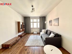 Pronájem bytu 2+1, Karlovy Vary - Drahovice, Vítězná, 63 m2