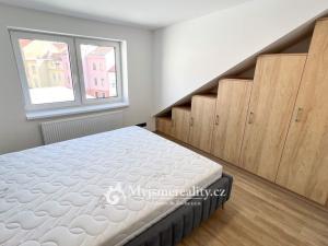 Pronájem bytu 2+kk, Znojmo, Lidická, 51 m2