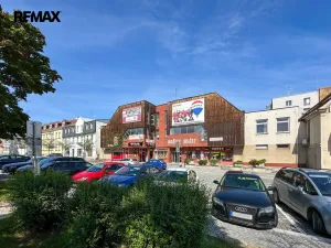 Prodej obchodního prostoru, Dobříš, Mírové náměstí, 503 m2