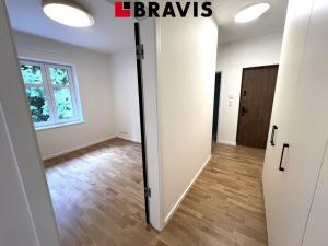 Pronájem bytu 2+kk, Praha - Dejvice, Šlejnická, 70 m2