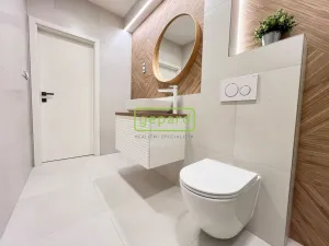 Prodej bytu 2+kk, Praha - Bohnice, V Zámcích, 44 m2