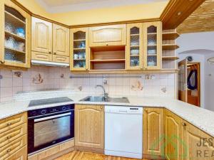 Prodej bytu 2+1, Javorník, Míru, 88 m2