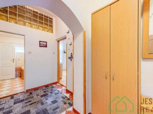 Prodej bytu 2+1, Javorník, Míru, 88 m2