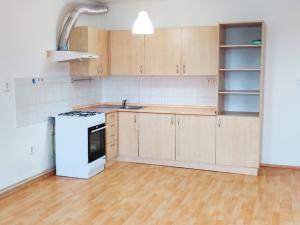 Pronájem bytu 2+kk, Kladno, Floriánská, 59 m2