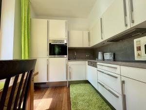 Pronájem bytu 1+kk, Praha - Nusle, K sídlišti, 42 m2