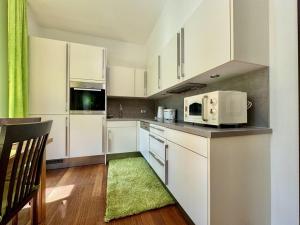 Pronájem bytu 1+kk, Praha - Nusle, K sídlišti, 42 m2