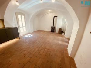 Pronájem obchodního prostoru, Telč, náměstí Zachariáše z Hradce, 31 m2