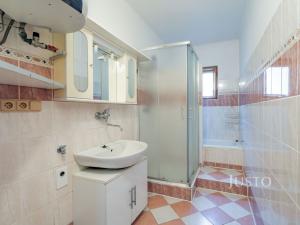 Prodej rodinného domu, Hostouň, U Rybníka, 74 m2