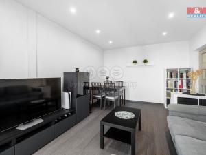 Prodej bytu 2+1, Kladno - Kročehlavy, Jaroslava Foglara, 52 m2