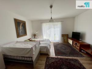 Prodej rodinného domu, Jenišov, Pod Vrchem, 200 m2