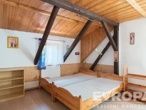 Prodej ubytování, Vrchlabí - Hořejší Vrchlabí, Na stráni, 230 m2