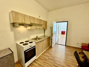 Prodej rodinného domu, Velvary, Chržínská, 500 m2