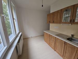 Prodej bytu 2+1, Postoloprty, Jiráskovo náměstí, 62 m2