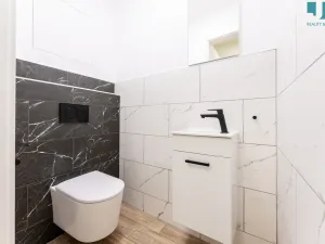 Pronájem bytu 2+kk, Třebíč, Karlovo nám., 60 m2