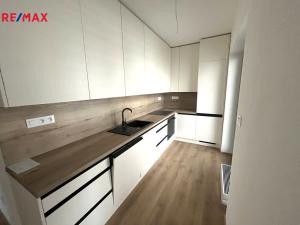 Pronájem bytu 2+kk, Zlín, Tyršovo nábřeží, 54 m2