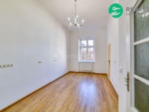 Prodej bytu 2+1, Karlovy Vary, Bělehradská, 62 m2