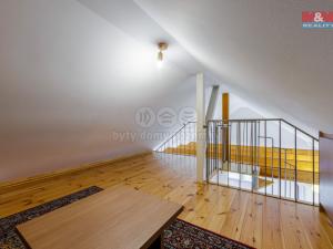 Prodej bytu 3+kk, Karlovy Vary - Stará Role, Husova, 70 m2