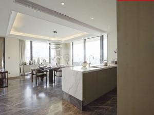 Prodej bytu 4+1, Zlín, Nad Stráněmi, 160 m2