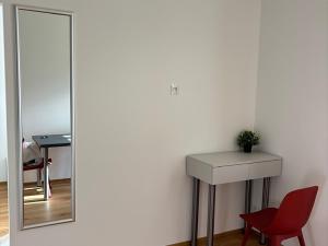 Pronájem bytu 1+1, Praha - Dejvice, Studentská, 30 m2