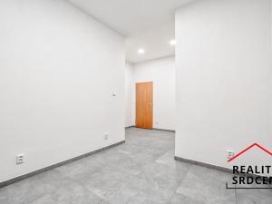 Pronájem obchodního prostoru, Karviná, Jaroslava Vrchlického, 32 m2