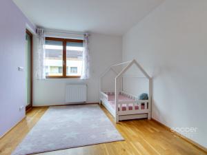 Pronájem bytu 3+kk, Praha - Záběhlice, Harlacherova, 89 m2