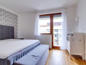 Pronájem bytu 3+kk, Praha - Záběhlice, Harlacherova, 89 m2