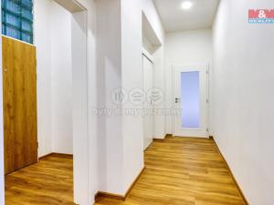 Pronájem bytu 3+kk, Karlovy Vary, Dr. Engla, 64 m2