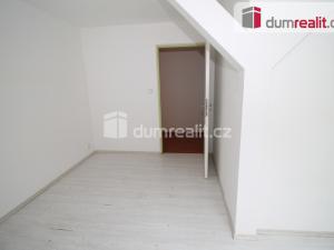 Pronájem bytu 4+kk, Dalovice, U Kostela, 120 m2