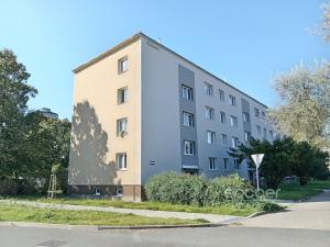 Pronájem bytu 2+1, Kladno, Petrohradská, 61 m2