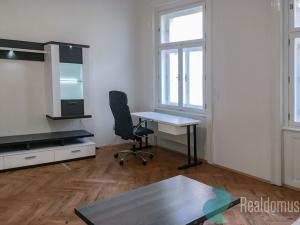 Pronájem bytu 2+kk, Praha - Vinohrady, Londýnská, 58 m2