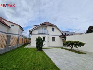 Prodej rodinného domu, Roztoky, Opletalova, 180 m2