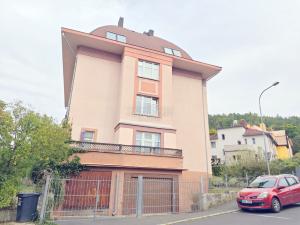 Prodej bytu 2+1, Karlovy Vary, Moskevská, 91 m2