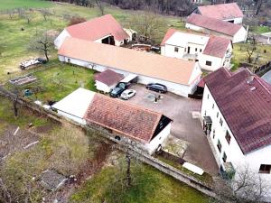 Prodej vícegeneračního domu, Borotice, 282 m2