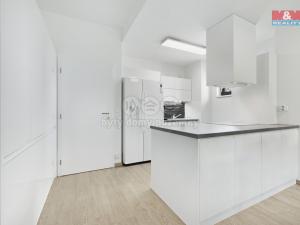 Prodej bytu 2+kk, Praha, Pacholíkova, 73 m2