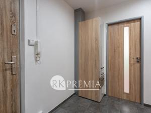 Pronájem bytu 2+kk, Teplice, Slovenská, 47 m2